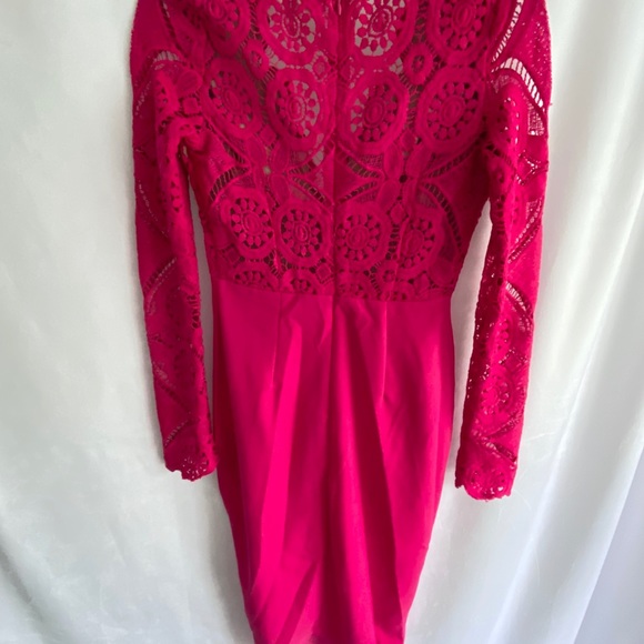 Love Triangle hot pink midi dress - Picture 2 of 4